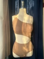 [預購]Olympio– One Shoulder Cut Out Ribbed brown