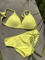 「現貨」Plain - banana yellow - Plain Basic Triangle - Image 2